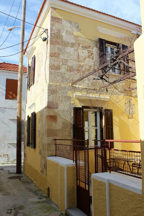 Alexandros Traditional House Ialisos Exterior foto